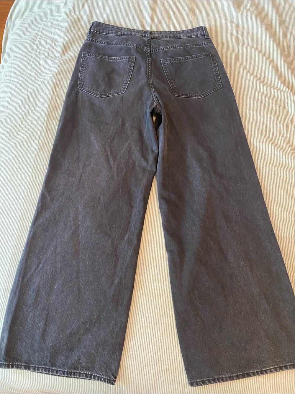 H&M Divided Wide Leg Jeans Size 6 - Picture 2 of 3